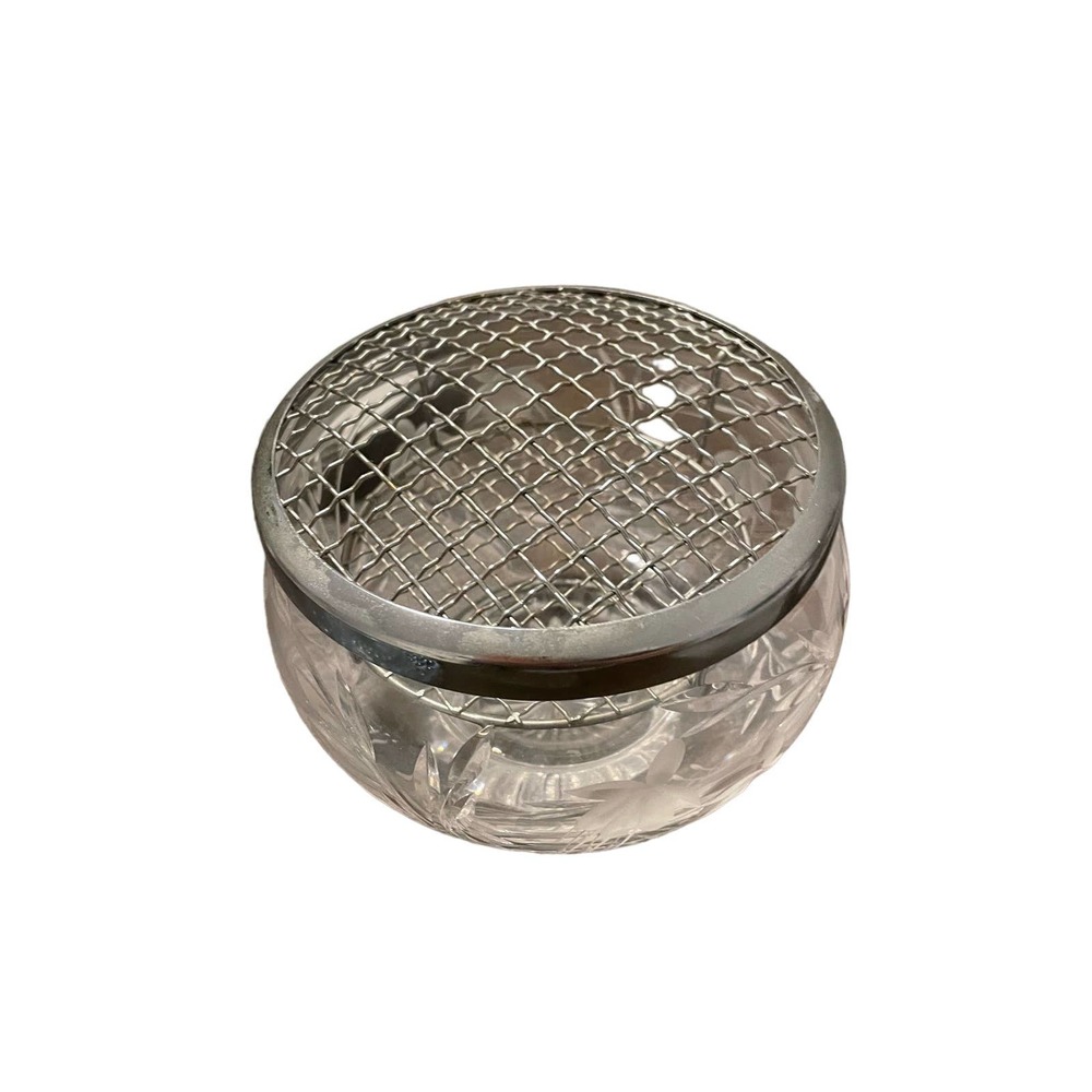 Stuart crystal bowl with flower top insert